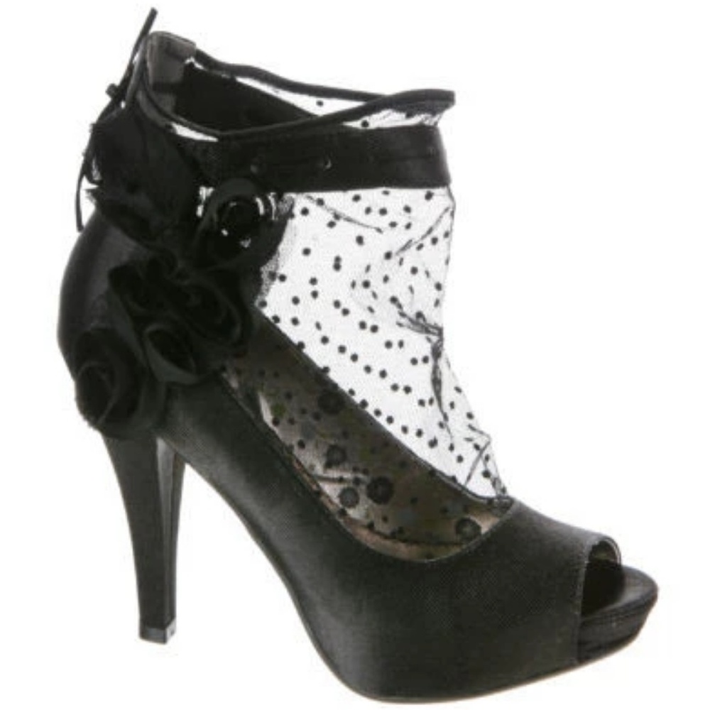 SWEET DREAMS heels by Poetic Licence